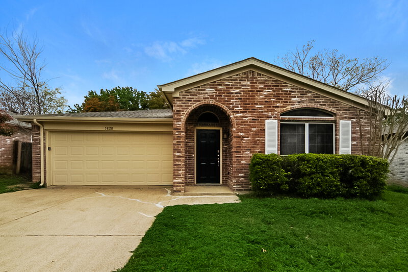 2,140/Mo, 5828 Heatherglen Ter Fort Worth, TX 76179 External View