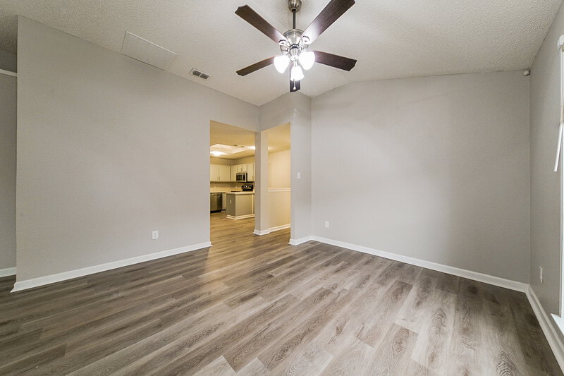 2,140/Mo, 5828 Heatherglen Ter Fort Worth, TX 76179 Dining Room View