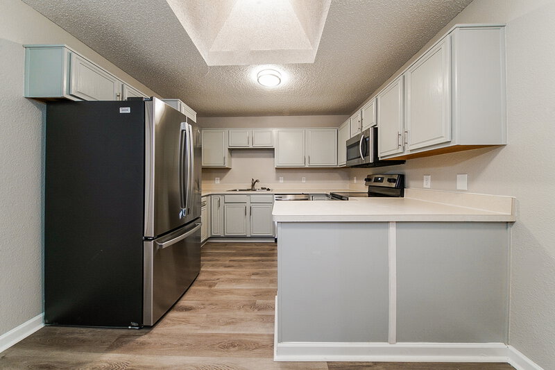 2,140/Mo, 5828 Heatherglen Ter Fort Worth, TX 76179 Kitchen View 2