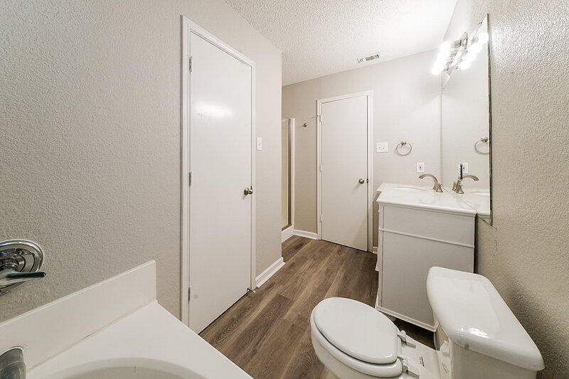 2,140/Mo, 5828 Heatherglen Ter Fort Worth, TX 76179 Bathroom View