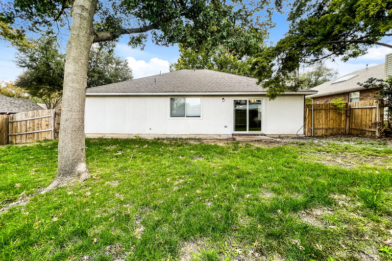 1,935/Mo, 8213 Newport Dr Rowlett, TX 75089 Rear View