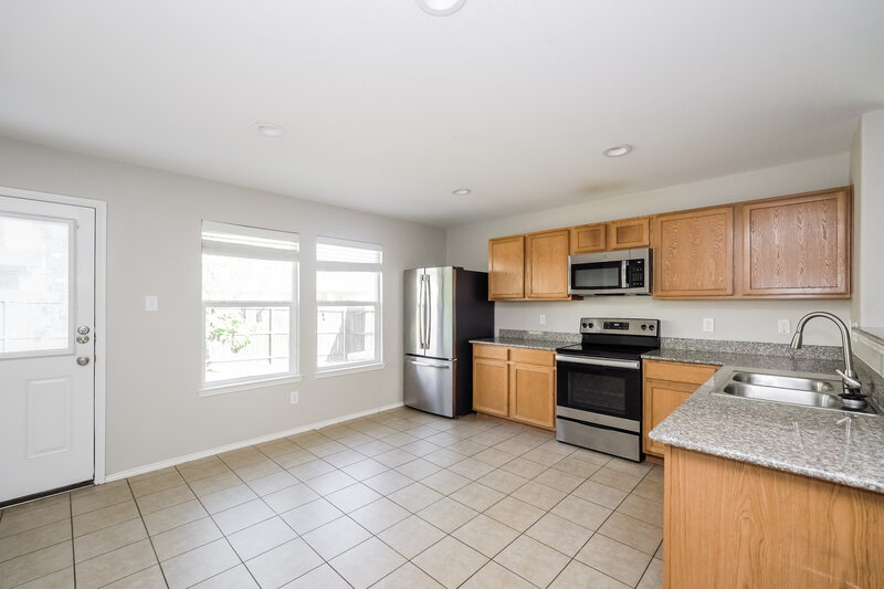 2,400/Mo, 340 Amethyst Dr Fort Worth, TX 76131 Kitchen View