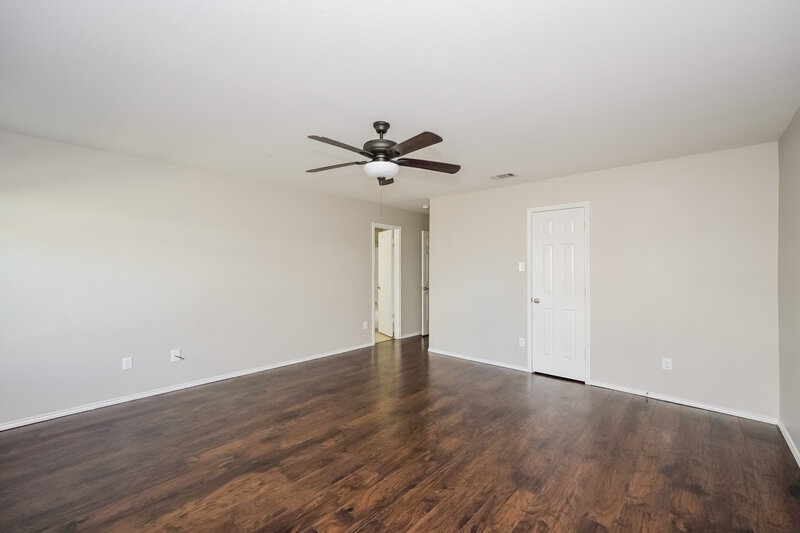 2,400/Mo, 340 Amethyst Dr Fort Worth, TX 76131 Main Bedroom View 2