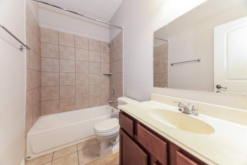 1,970/Mo, 1208 Songbird Dr Little Elm, TX 75068 Bathroom View