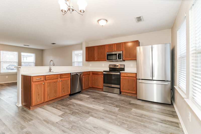 2,060/Mo, 7933 Meadow View Tr Fort Worth, TX 76120 Kitchen View