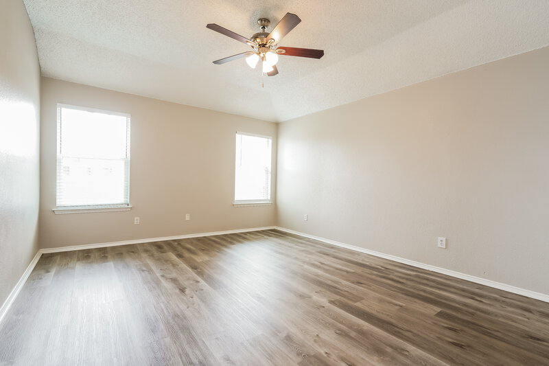 2,370/Mo, 3613 Princess Victoria Ct Fort Worth, TX 76137 Main Bedroom View