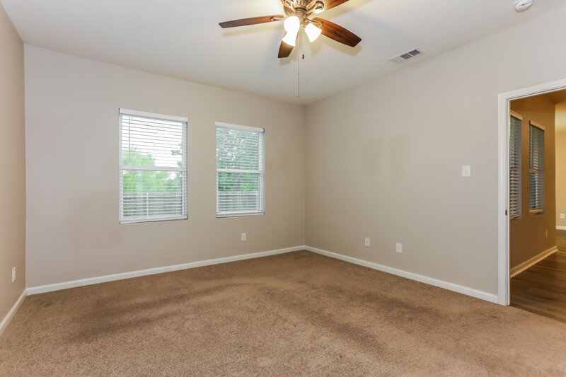 0/Mo, 429 Waterline Dr Crowley, TX 76036 Main Bedroom View