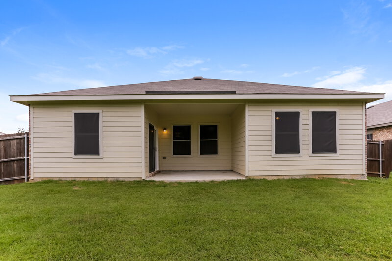 0/Mo, 429 Waterline Dr Crowley, TX 76036 Rear View