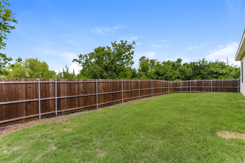 0/Mo, 429 Waterline Dr Crowley, TX 76036 Rear View 2