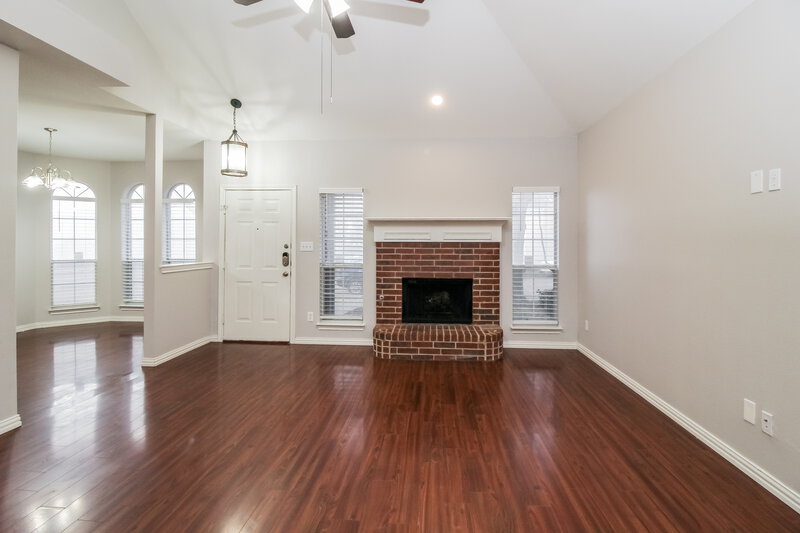 2,700/Mo, 1401 Bregenz Ln Lewisville, TX 75067 Living Room View