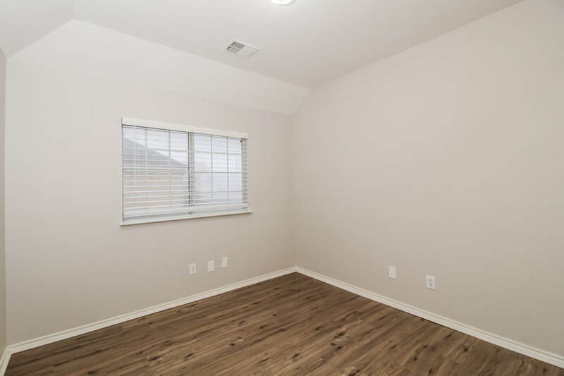 2,700/Mo, 1401 Bregenz Ln Lewisville, TX 75067 Bedroom View 2