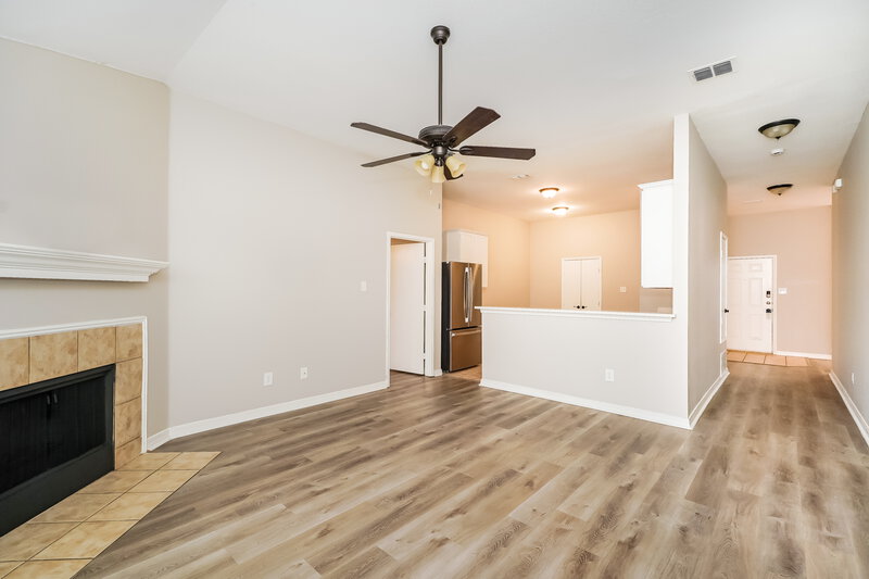 1,965/Mo, 1401 Carrigan Ln Denton, TX 76207 Living Room View