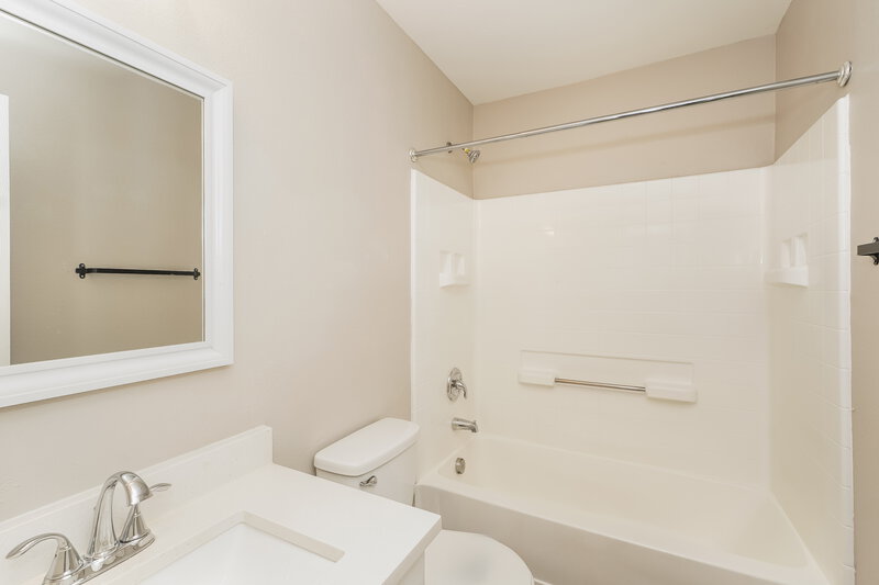 1,965/Mo, 1401 Carrigan Ln Denton, TX 76207 Bathroom View