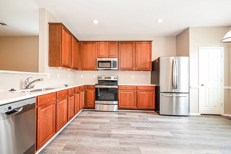 2,120/Mo, 6005 Deck House Rd Fort Worth, TX 76179 Kitchen View 2
