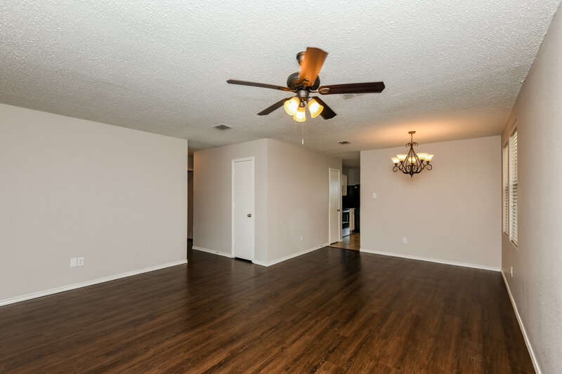 1,805/Mo, 3957 German Pointer Way Fort Worth, TX 76123 Living Room View 2