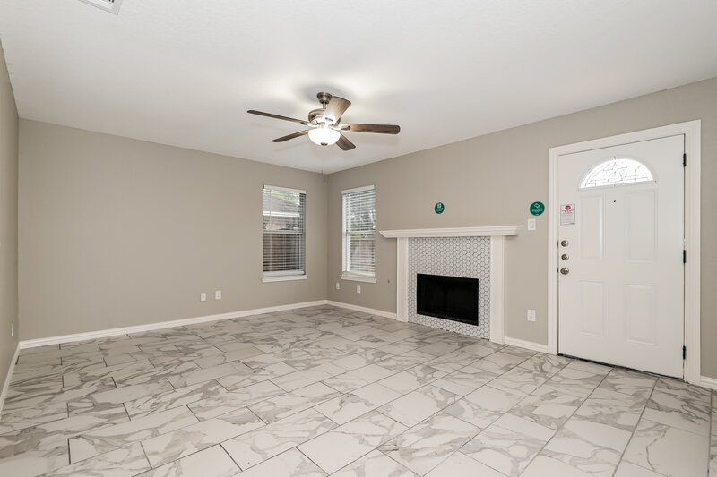 2,435/Mo, 1506 Rancho Dr Mesquite, TX 75149 Living Room View