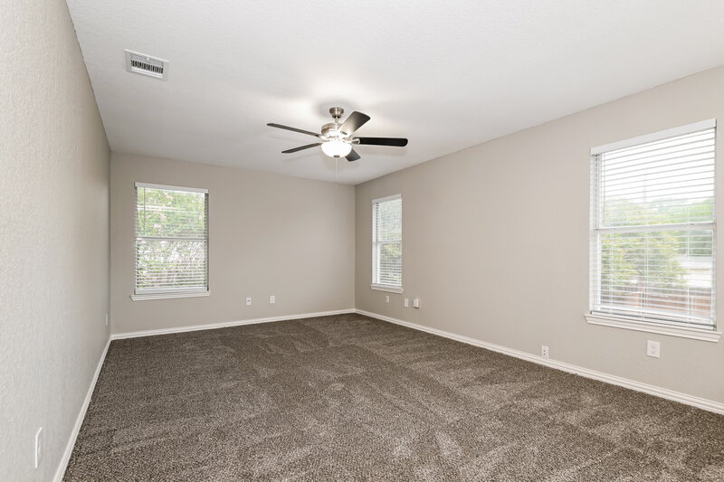 2,435/Mo, 1506 Rancho Dr Mesquite, TX 75149 Family Room View