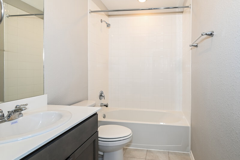 2,330/Mo, 2618 Saldana Dr Fate, TX 75189 Bathroom View
