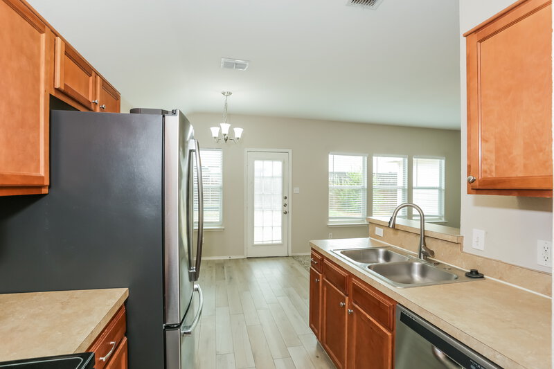 1,865/Mo, 5104 Button Willow Dr Fort Worth, TX 76123 Kitchen View 2