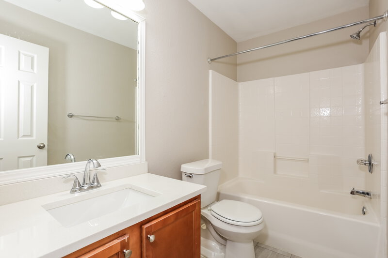 1,865/Mo, 5104 Button Willow Dr Fort Worth, TX 76123 Bathroom View