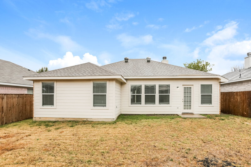 1,865/Mo, 5104 Button Willow Dr Fort Worth, TX 76123 Rear View