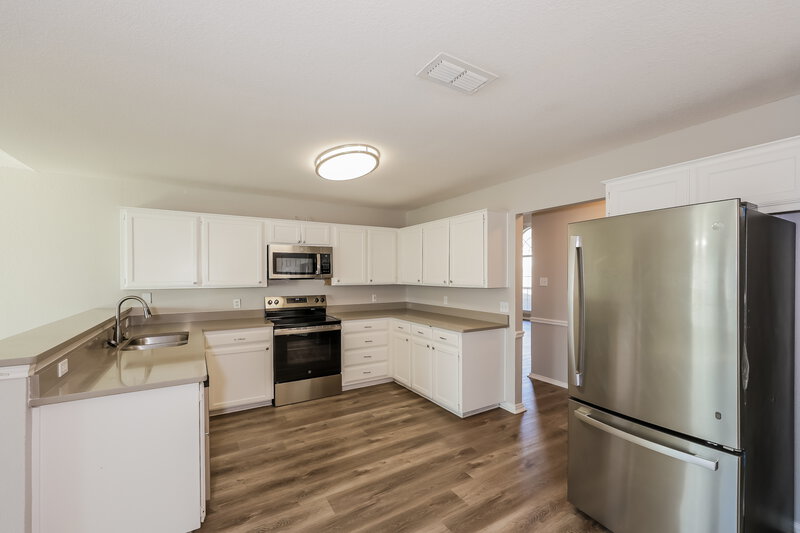 1,925/Mo, 6601 Basswood Dr Fort Worth, TX 76135 Kitchen View