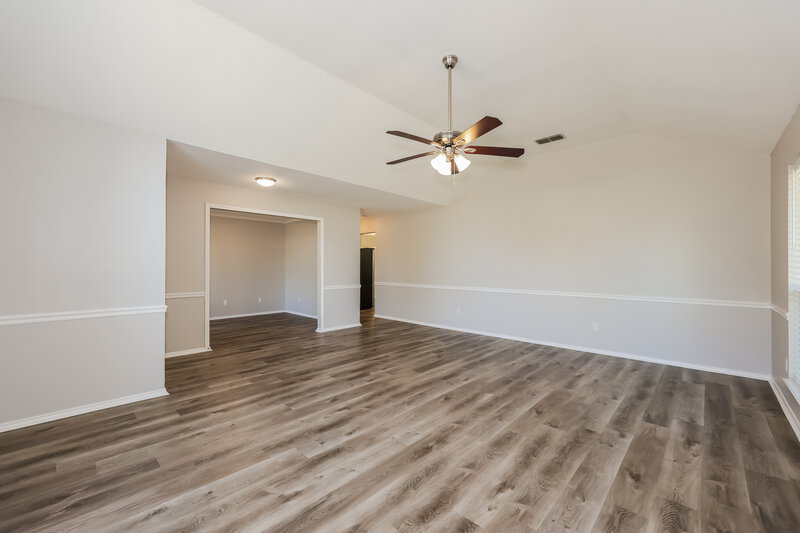 1,925/Mo, 6601 Basswood Dr Fort Worth, TX 76135 Family Room View