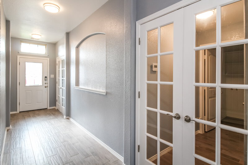 3,070/Mo, 6825 Waterhill Ln Fort Worth, TX 76179 Foyer View