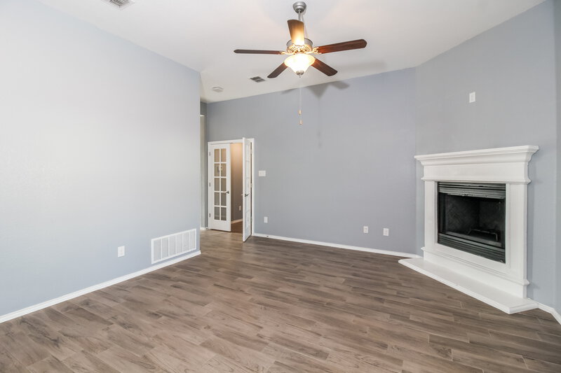 3,070/Mo, 6825 Waterhill Ln Fort Worth, TX 76179 Living Room View