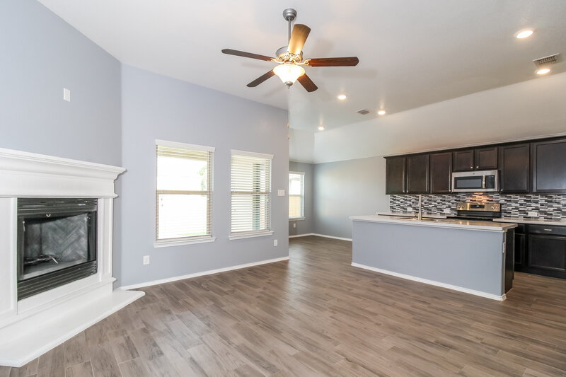 3,070/Mo, 6825 Waterhill Ln Fort Worth, TX 76179 Living Room View 2