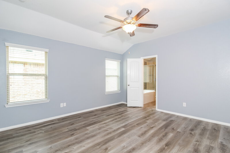 3,070/Mo, 6825 Waterhill Ln Fort Worth, TX 76179 Main Bedroom View