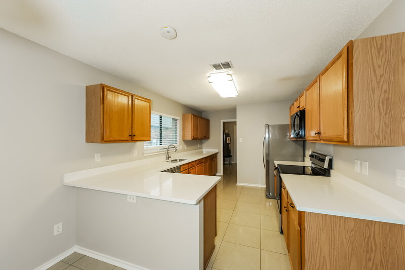 2,355/Mo, 6606 Beryl Dr Arlington, TX 76002 Kitchen View
