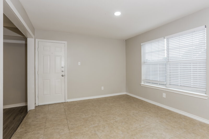 3,065/Mo, 113 Dennis Dr Cedar Hill, TX 75104 Breakfast Nook View