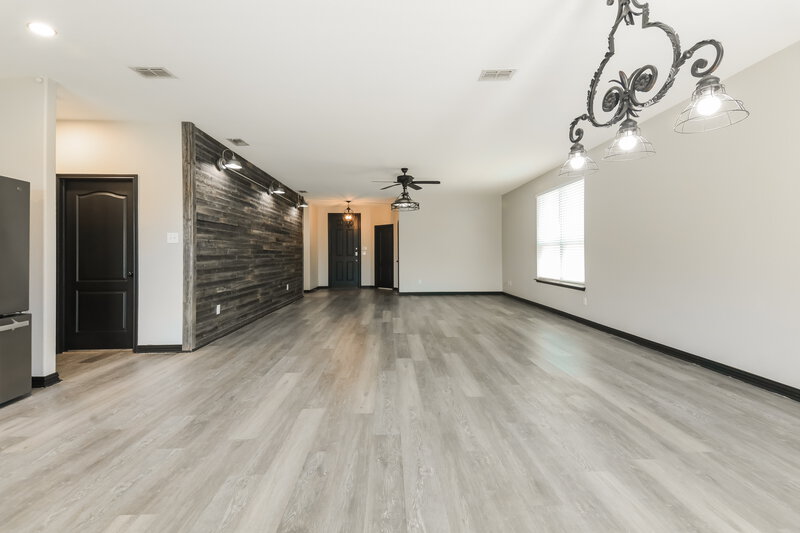 2,320/Mo, 9136 Benevolent Ct Aubrey, TX 76227 Dining Room View 2