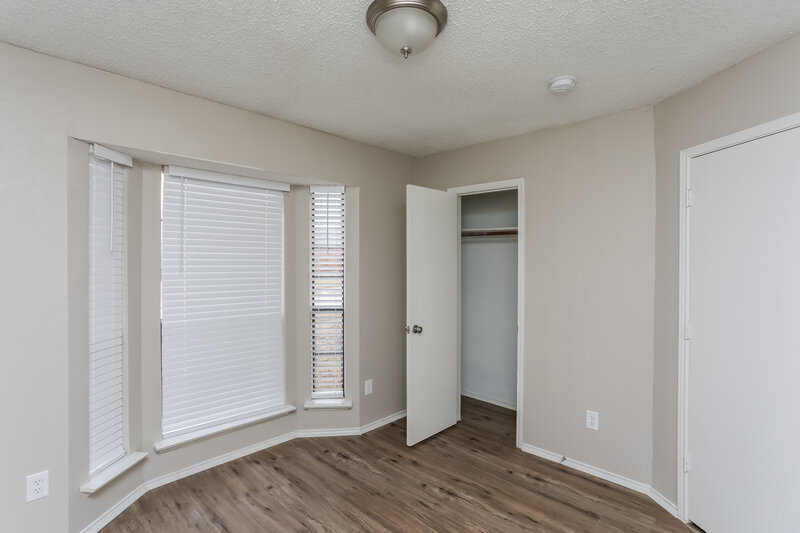 2,740/Mo, 1320 Wheatfield Dr Mesquite, TX 75149 Bedroom View