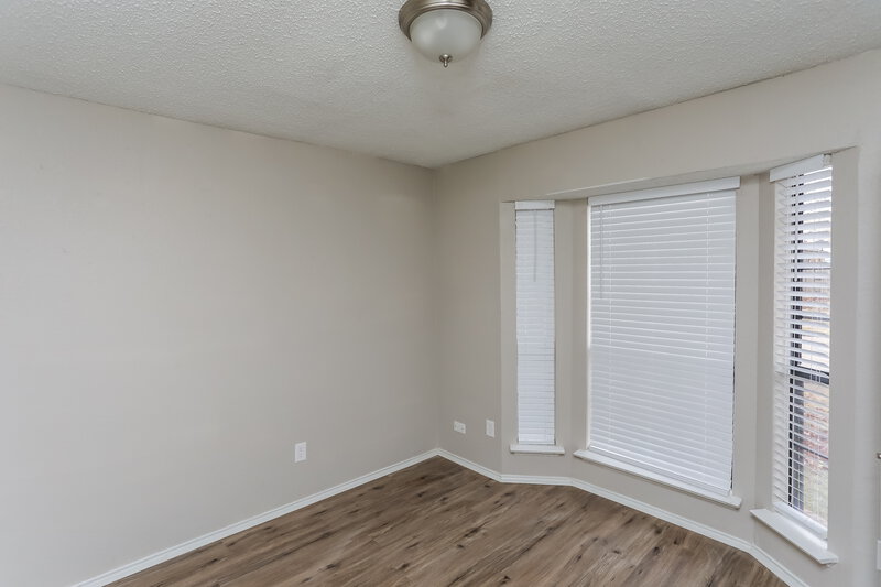 2,740/Mo, 1320 Wheatfield Dr Mesquite, TX 75149 Bedroom View 3