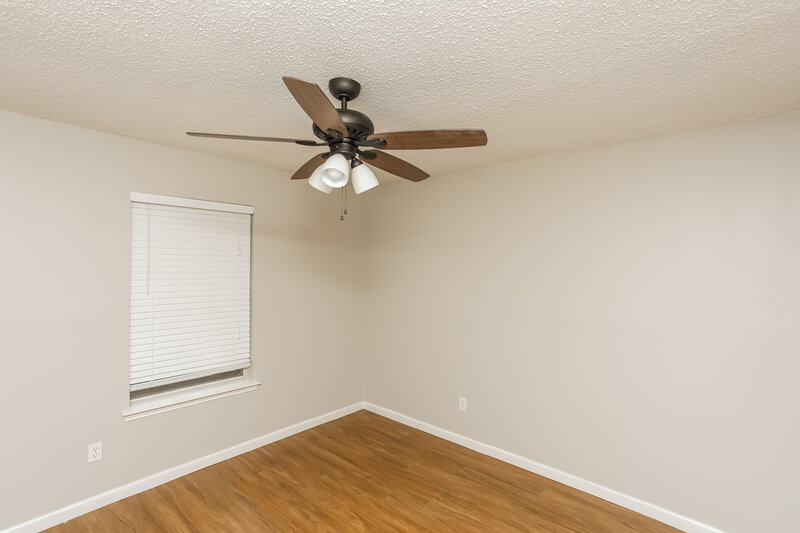 2,110/Mo, 528 Blue Haze Dr Fort Worth, TX 76108 Bedroom View 2