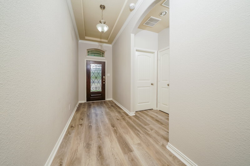 2,420/Mo, 155 Baldwin Dr Fate, TX 75189 Foyer View