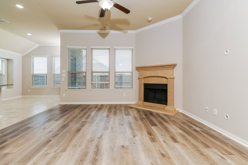 2,420/Mo, 155 Baldwin Dr Fate, TX 75189 Living Room View