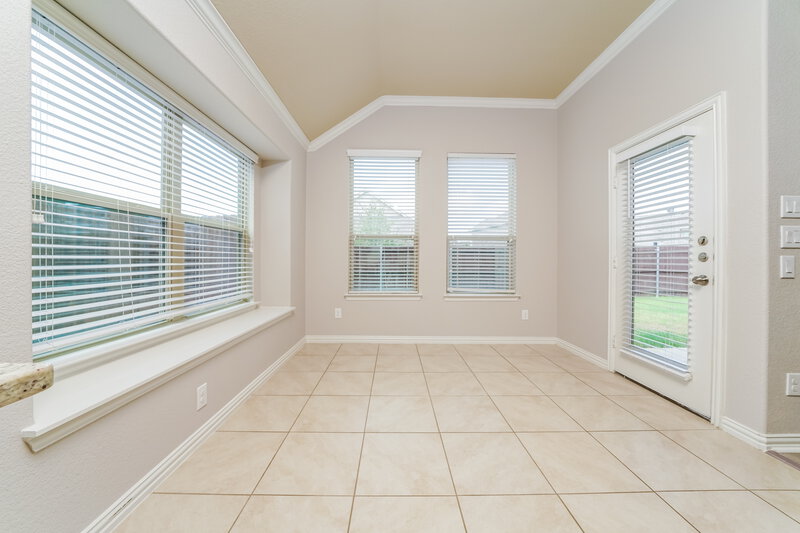 2,420/Mo, 155 Baldwin Dr Fate, TX 75189 Breakfast Nook View 2