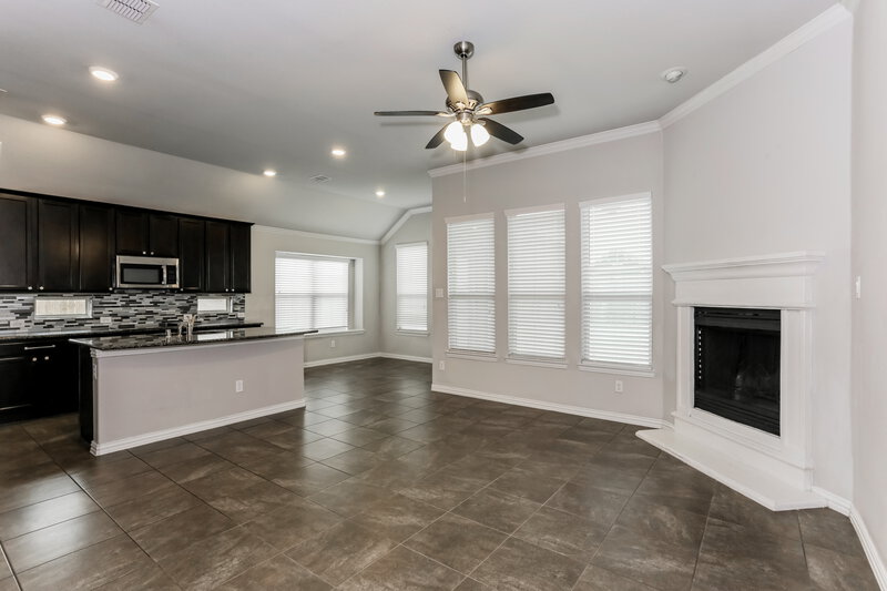 2,400/Mo, 339 Chamberlain Dr Fate, TX 75189 Living Room View