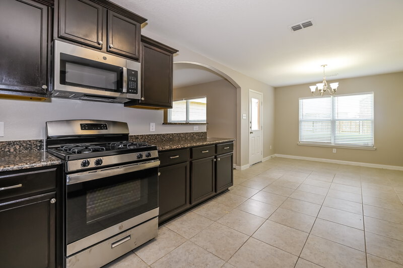 2,155/Mo, 2033 Faircrest Trail Forney, TX 75126 Kitchen View 3