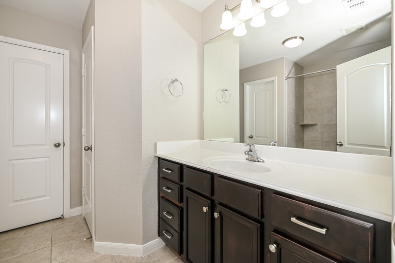 2,155/Mo, 2033 Faircrest Trail Forney, TX 75126 Main Bathroom View