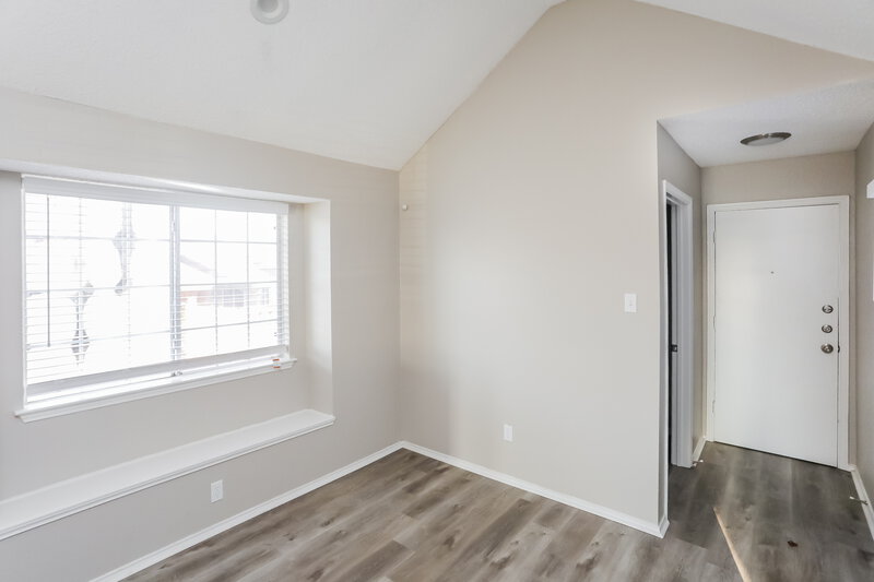 2,240/Mo, 708 Brees Dr Desoto, TX 75115 Breakfast Nook View