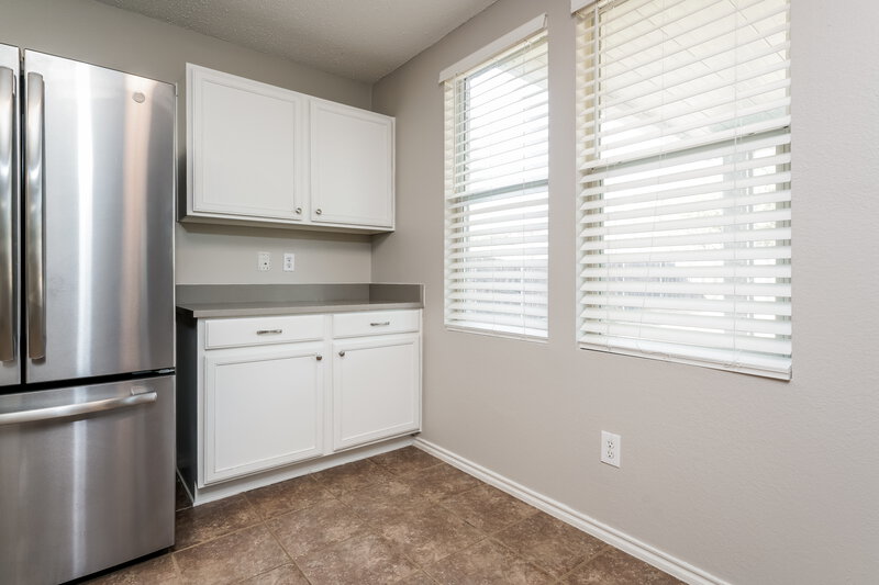 2,295/Mo, 3613 Andalusian Dr Denton, TX 76210 Kitchen View