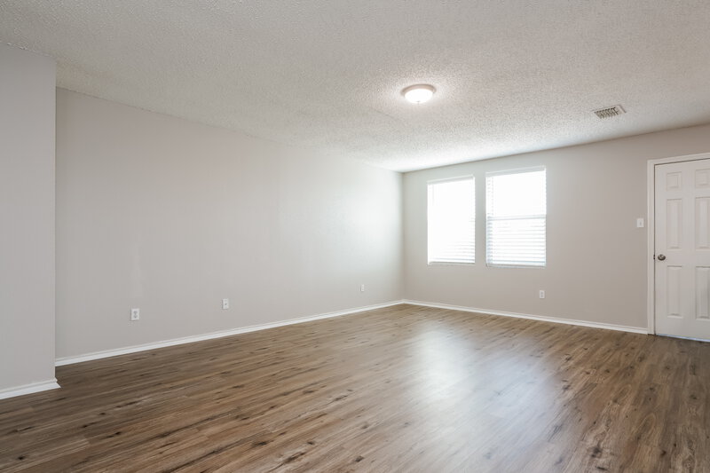 2,295/Mo, 3613 Andalusian Dr Denton, TX 76210 Main Bedroom View 2