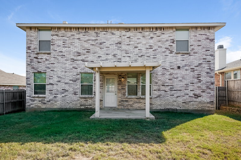 2,295/Mo, 3613 Andalusian Dr Denton, TX 76210 Rear View