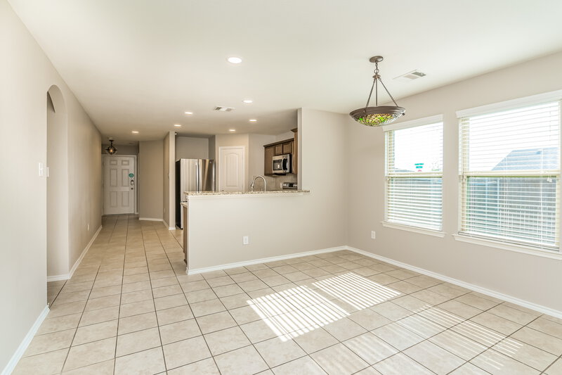 2,160/Mo, 902 Platinum Dr Princeton, TX 75407 Dining Room View