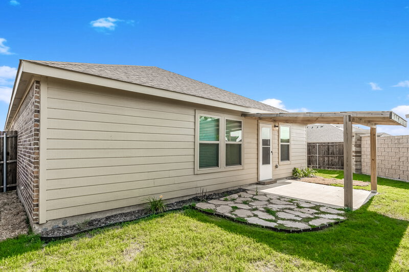 2,160/Mo, 902 Platinum Dr Princeton, TX 75407 Rear View