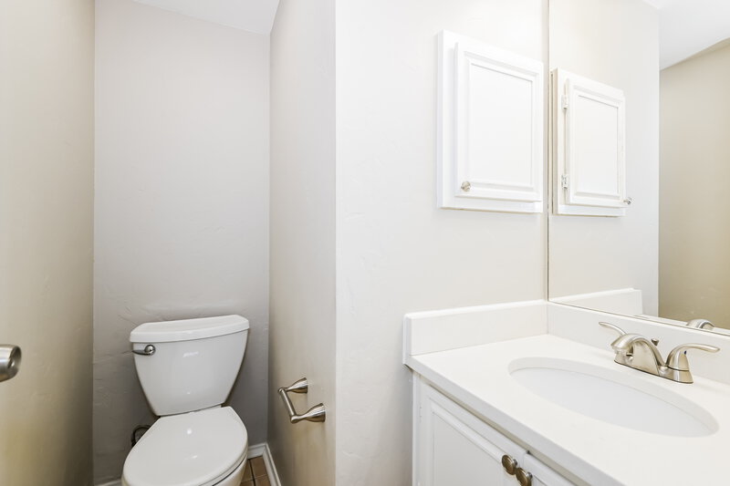 3,180/Mo, 2604 Austin Dr Mesquite, TX 75181 Bathroom View 2